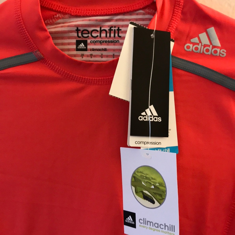 adidas Women’s Techfit Chill Compression Top Shirt - Picture 2 of 5
